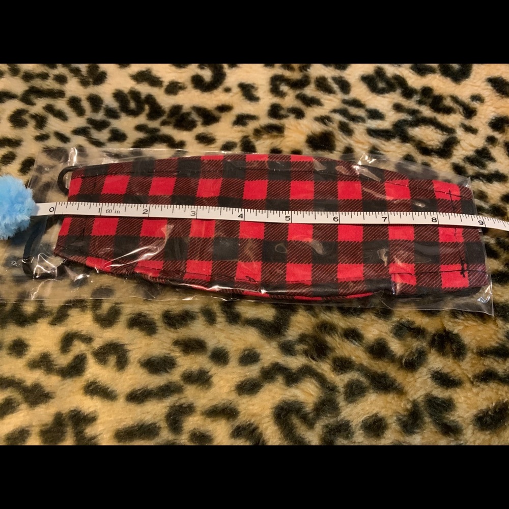 3️⃣NIP masks2️⃣Buffalo Plaid &1️⃣Pick em up truck - Picture 2 of 2